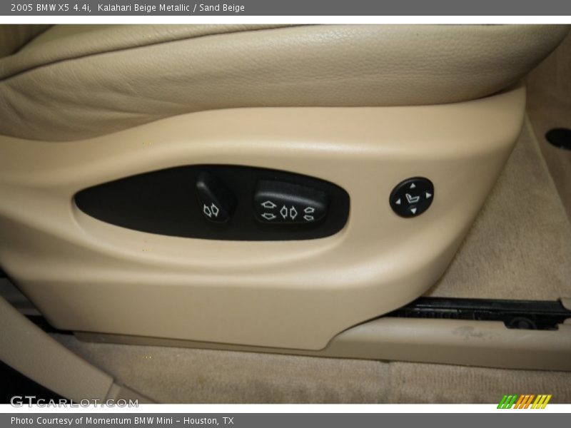Kalahari Beige Metallic / Sand Beige 2005 BMW X5 4.4i