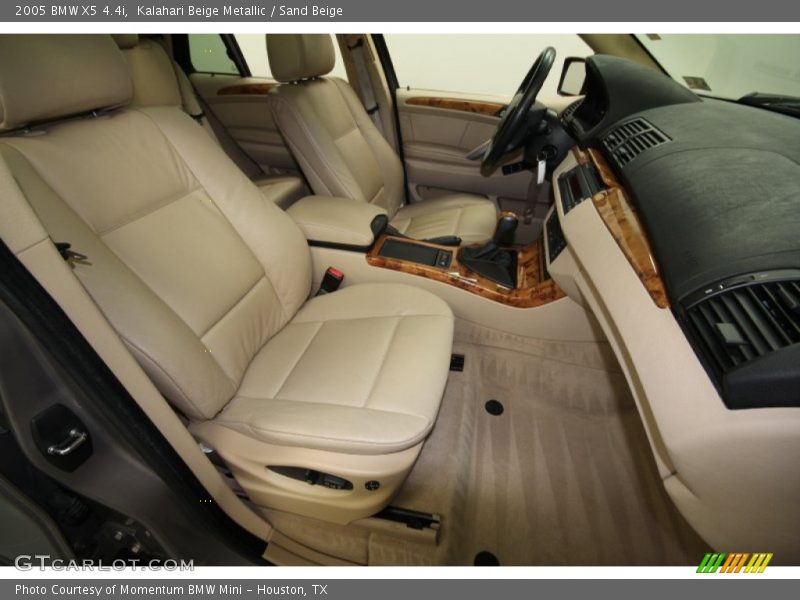 Kalahari Beige Metallic / Sand Beige 2005 BMW X5 4.4i