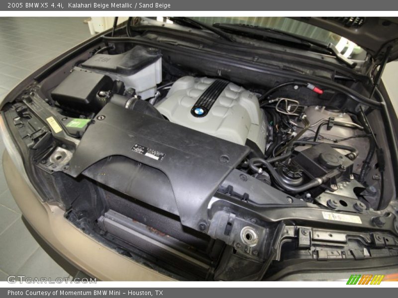 Kalahari Beige Metallic / Sand Beige 2005 BMW X5 4.4i