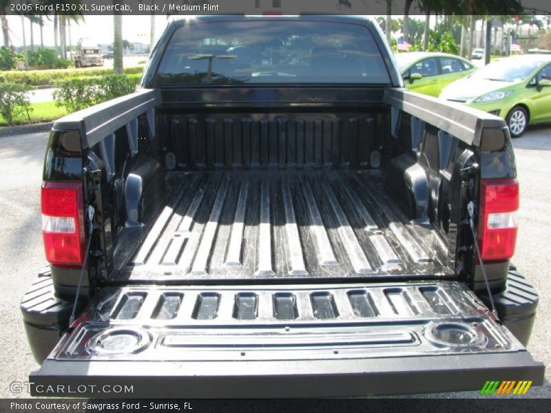  2006 F150 XL SuperCab Trunk