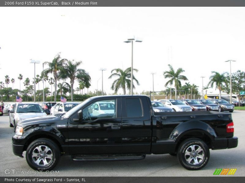 Black / Medium Flint 2006 Ford F150 XL SuperCab