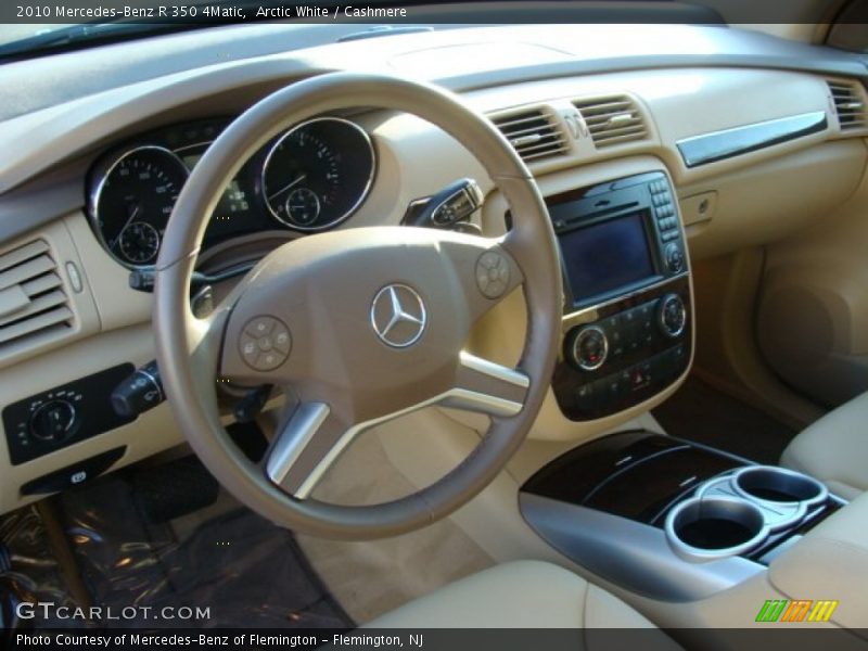 Arctic White / Cashmere 2010 Mercedes-Benz R 350 4Matic