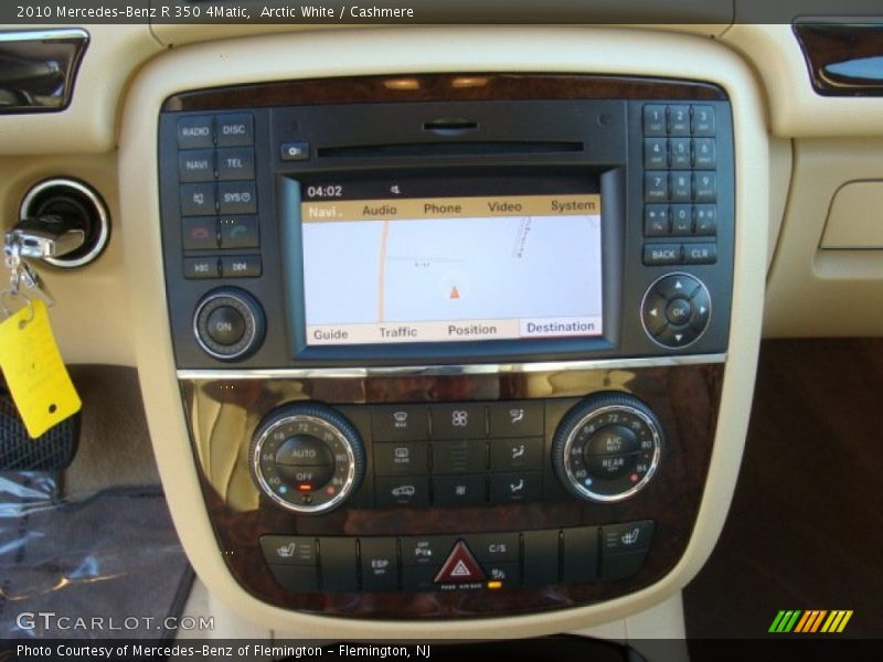 Arctic White / Cashmere 2010 Mercedes-Benz R 350 4Matic