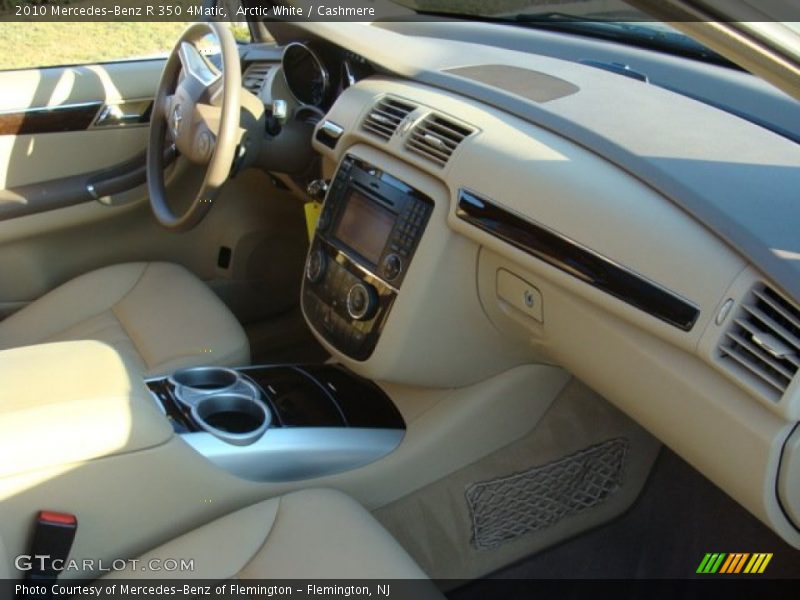Arctic White / Cashmere 2010 Mercedes-Benz R 350 4Matic