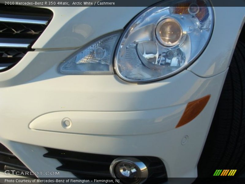 Arctic White / Cashmere 2010 Mercedes-Benz R 350 4Matic