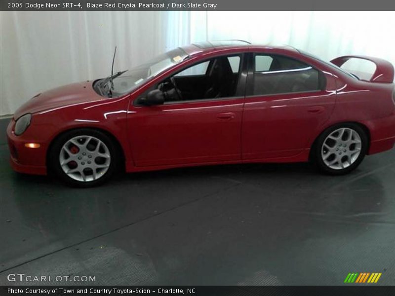 Blaze Red Crystal Pearlcoat / Dark Slate Gray 2005 Dodge Neon SRT-4