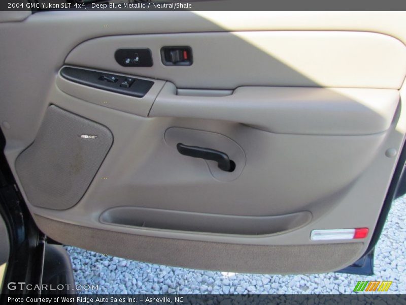 Deep Blue Metallic / Neutral/Shale 2004 GMC Yukon SLT 4x4