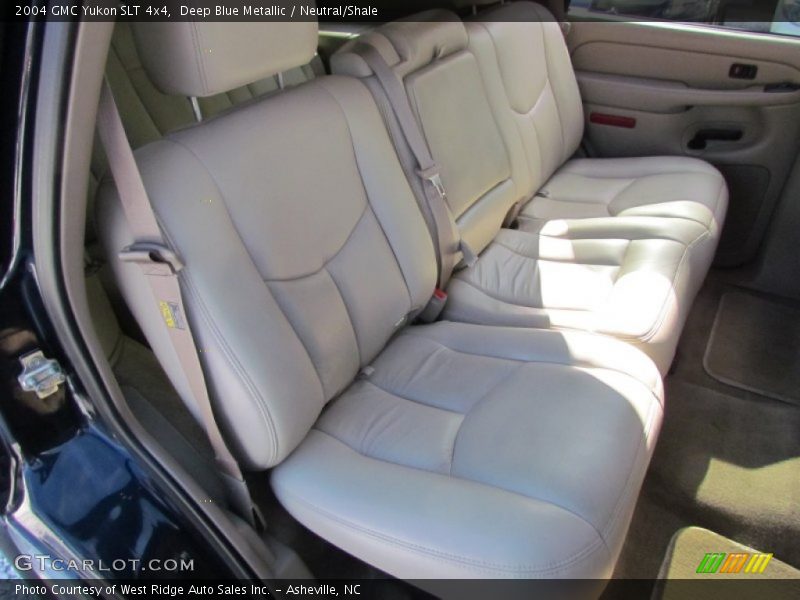 Deep Blue Metallic / Neutral/Shale 2004 GMC Yukon SLT 4x4