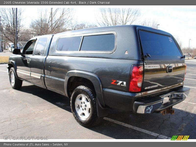 Black / Dark Charcoal 2005 Chevrolet Silverado 1500 Extended Cab 4x4