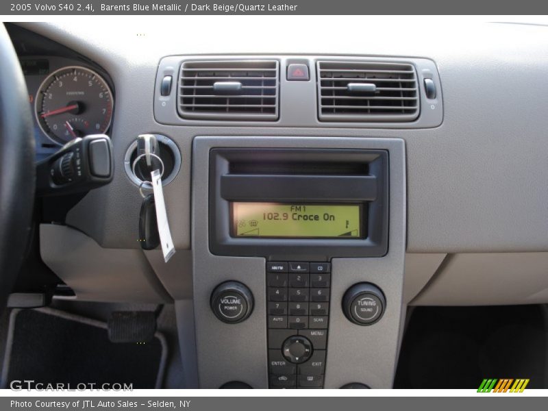 Barents Blue Metallic / Dark Beige/Quartz Leather 2005 Volvo S40 2.4i
