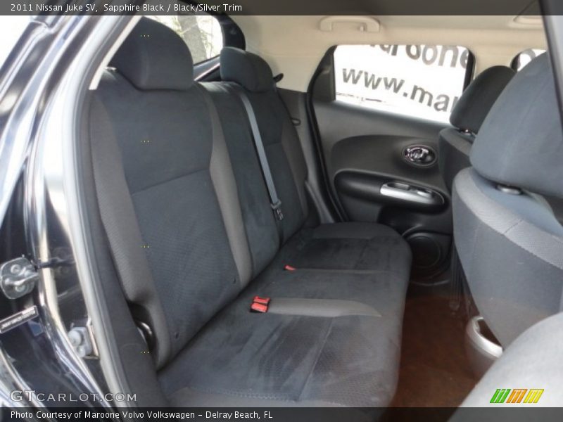 Sapphire Black / Black/Silver Trim 2011 Nissan Juke SV