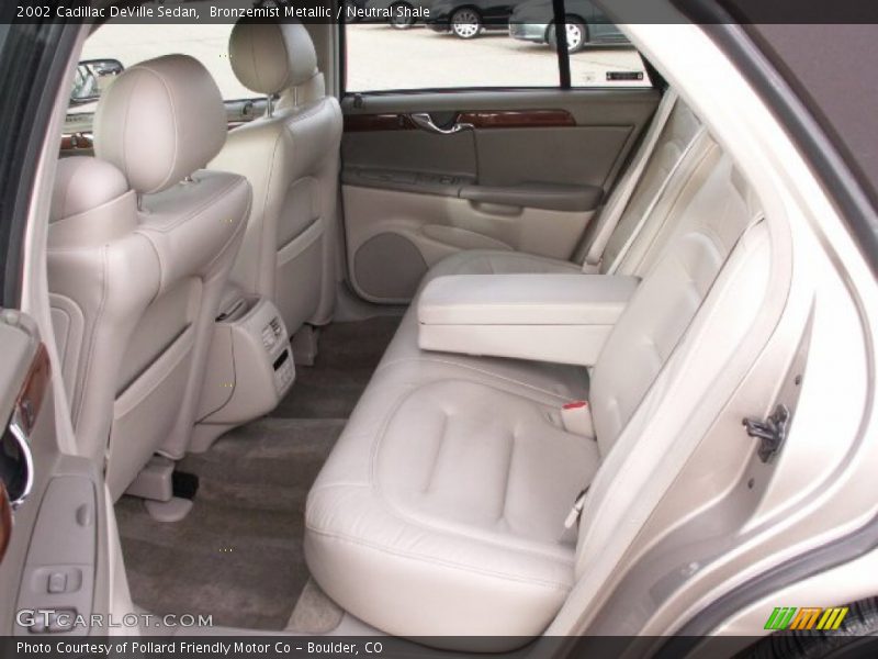 Bronzemist Metallic / Neutral Shale 2002 Cadillac DeVille Sedan