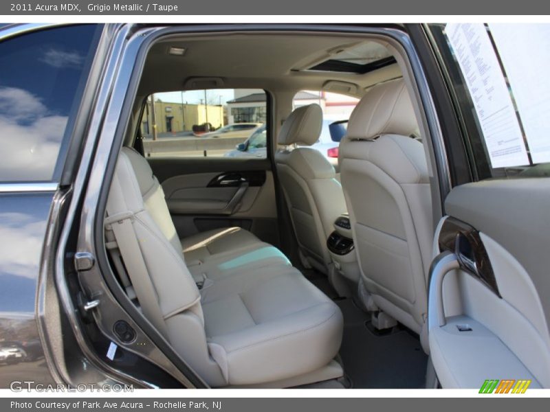 Grigio Metallic / Taupe 2011 Acura MDX