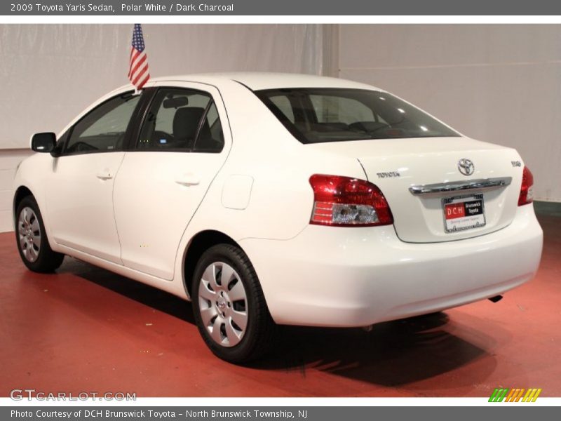 Polar White / Dark Charcoal 2009 Toyota Yaris Sedan