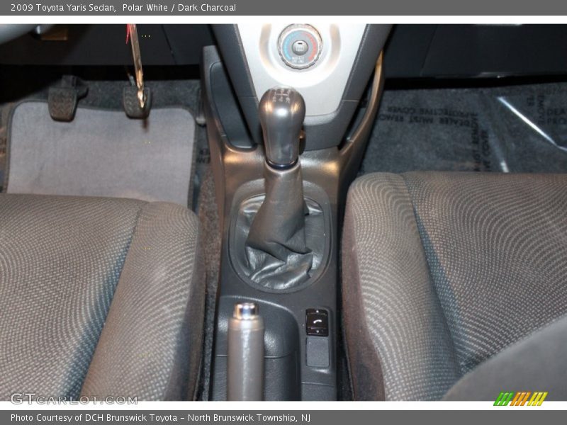 Polar White / Dark Charcoal 2009 Toyota Yaris Sedan