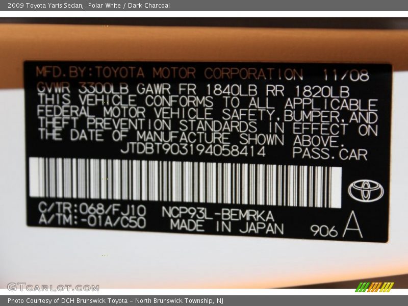 Polar White / Dark Charcoal 2009 Toyota Yaris Sedan