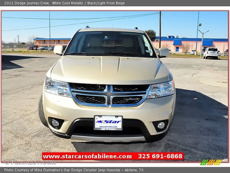 White Gold Metallic / Black/Light Frost Beige 2011 Dodge Journey Crew