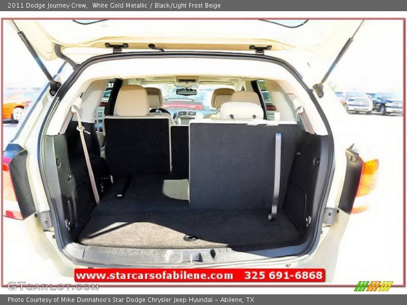 White Gold Metallic / Black/Light Frost Beige 2011 Dodge Journey Crew