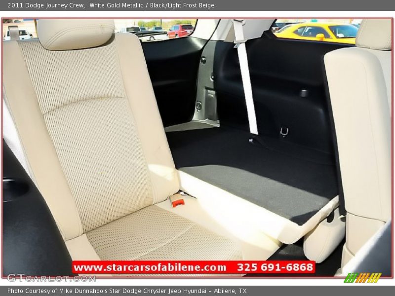 White Gold Metallic / Black/Light Frost Beige 2011 Dodge Journey Crew