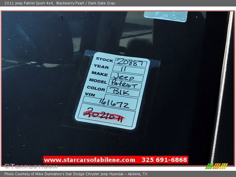 Blackberry Pearl / Dark Slate Gray 2011 Jeep Patriot Sport 4x4