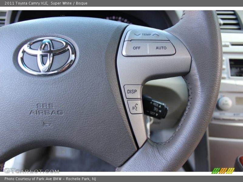 Super White / Bisque 2011 Toyota Camry XLE