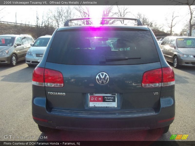 Offroad Grey Metallic / Anthracite 2006 Volkswagen Touareg V6