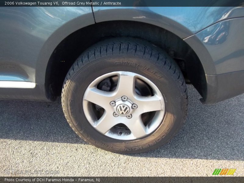 Offroad Grey Metallic / Anthracite 2006 Volkswagen Touareg V6