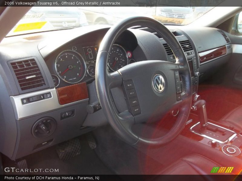 Offroad Grey Metallic / Anthracite 2006 Volkswagen Touareg V6
