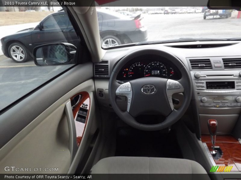 Black / Bisque 2011 Toyota Camry XLE