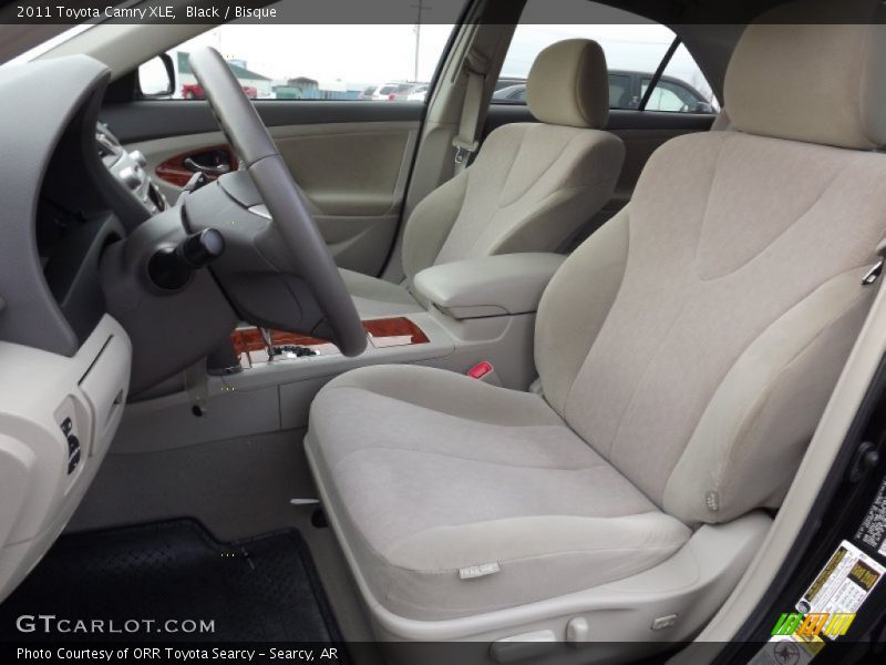 Black / Bisque 2011 Toyota Camry XLE
