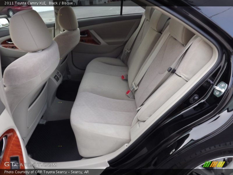 Black / Bisque 2011 Toyota Camry XLE