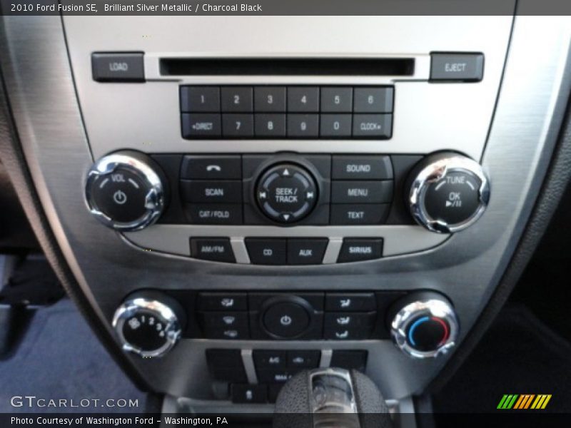 Brilliant Silver Metallic / Charcoal Black 2010 Ford Fusion SE