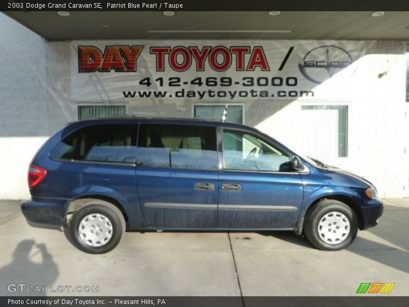 Patriot Blue Pearl / Taupe 2003 Dodge Grand Caravan SE