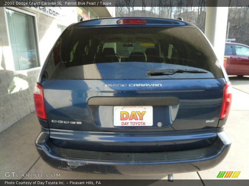 Patriot Blue Pearl / Taupe 2003 Dodge Grand Caravan SE