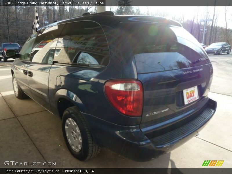 Patriot Blue Pearl / Taupe 2003 Dodge Grand Caravan SE
