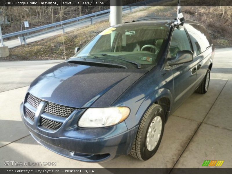 Patriot Blue Pearl / Taupe 2003 Dodge Grand Caravan SE