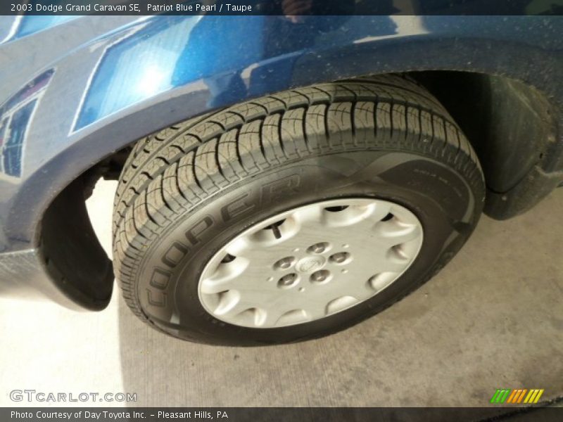 Patriot Blue Pearl / Taupe 2003 Dodge Grand Caravan SE