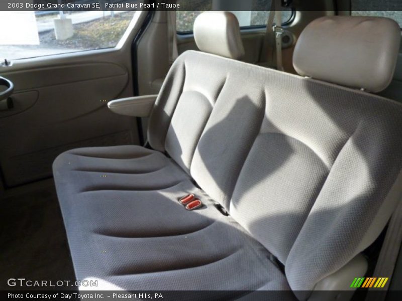 Patriot Blue Pearl / Taupe 2003 Dodge Grand Caravan SE