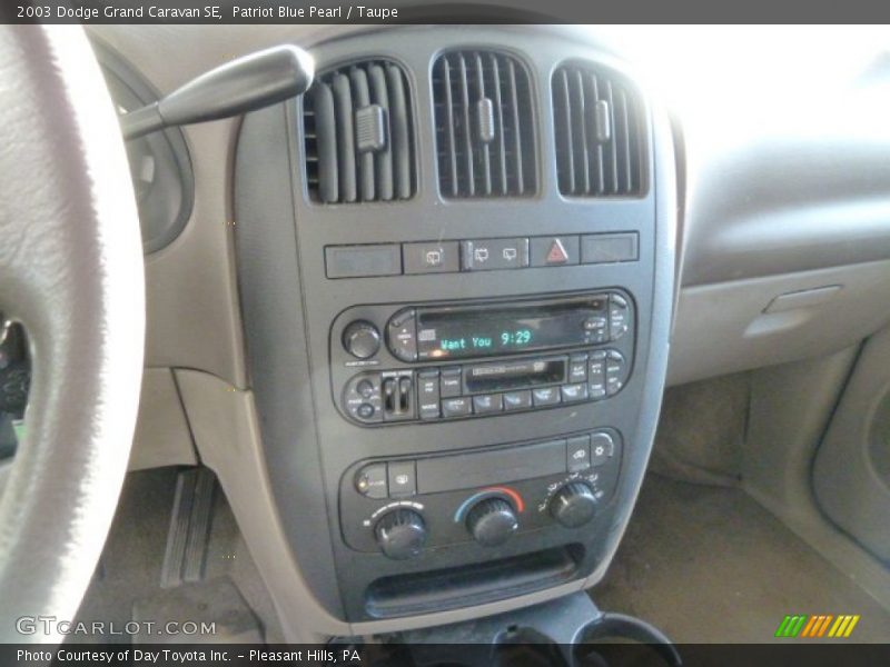 Patriot Blue Pearl / Taupe 2003 Dodge Grand Caravan SE