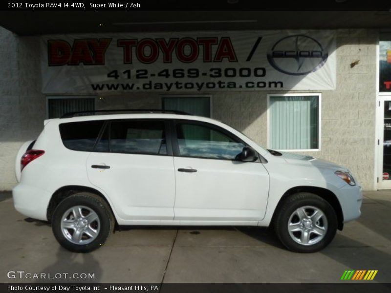 Super White / Ash 2012 Toyota RAV4 I4 4WD