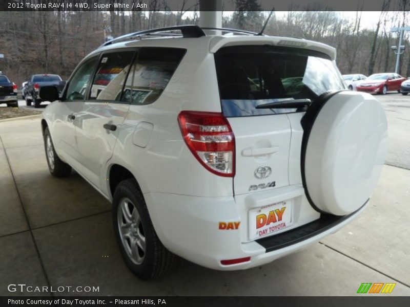 Super White / Ash 2012 Toyota RAV4 I4 4WD