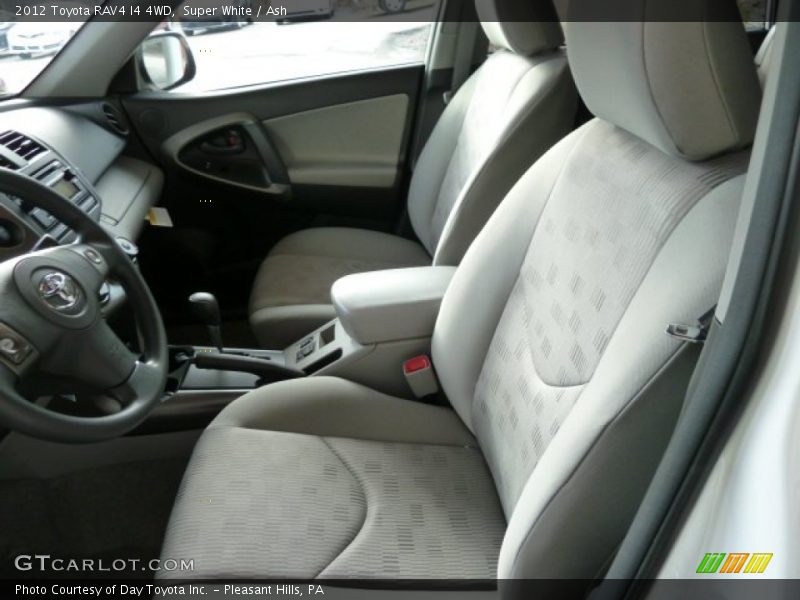Super White / Ash 2012 Toyota RAV4 I4 4WD