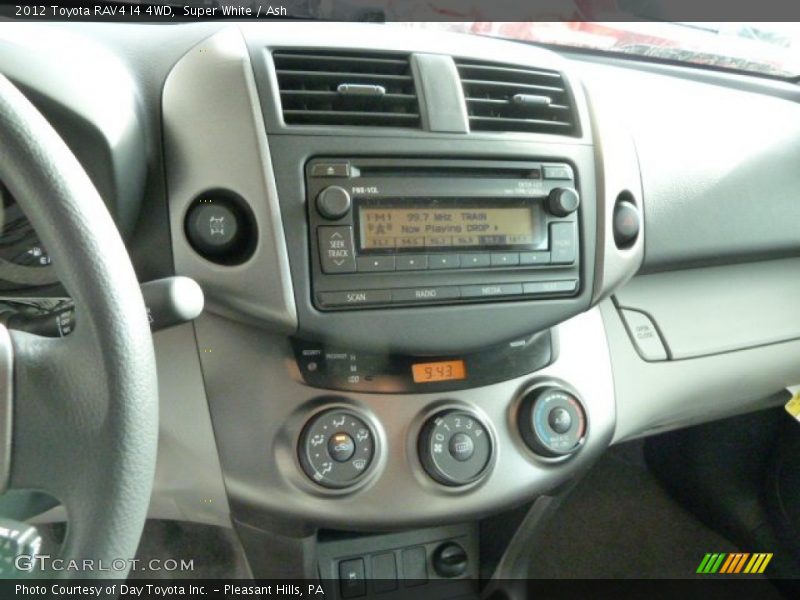 Super White / Ash 2012 Toyota RAV4 I4 4WD