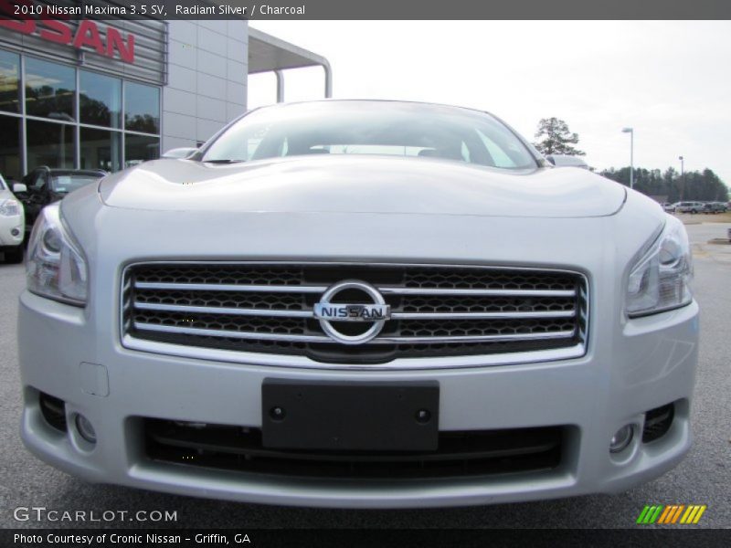 Radiant Silver / Charcoal 2010 Nissan Maxima 3.5 SV