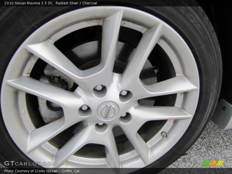 Radiant Silver / Charcoal 2010 Nissan Maxima 3.5 SV