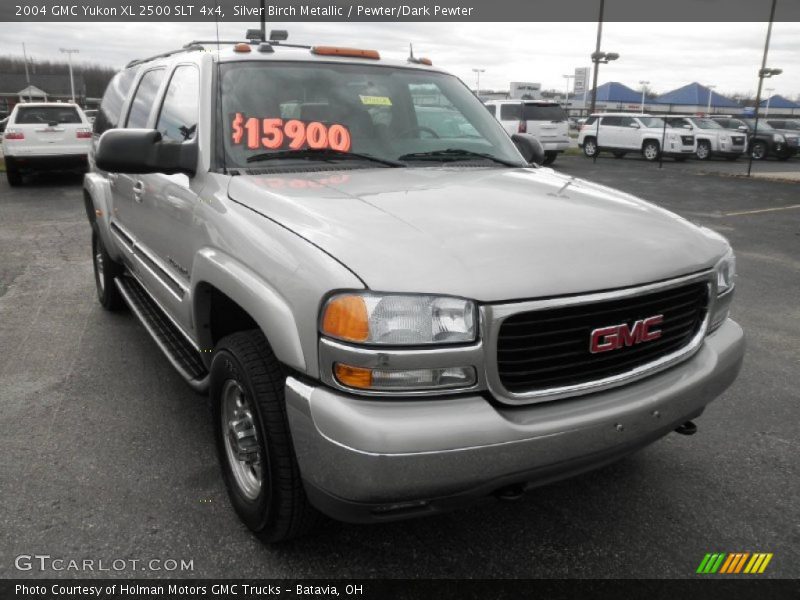 Silver Birch Metallic / Pewter/Dark Pewter 2004 GMC Yukon XL 2500 SLT 4x4