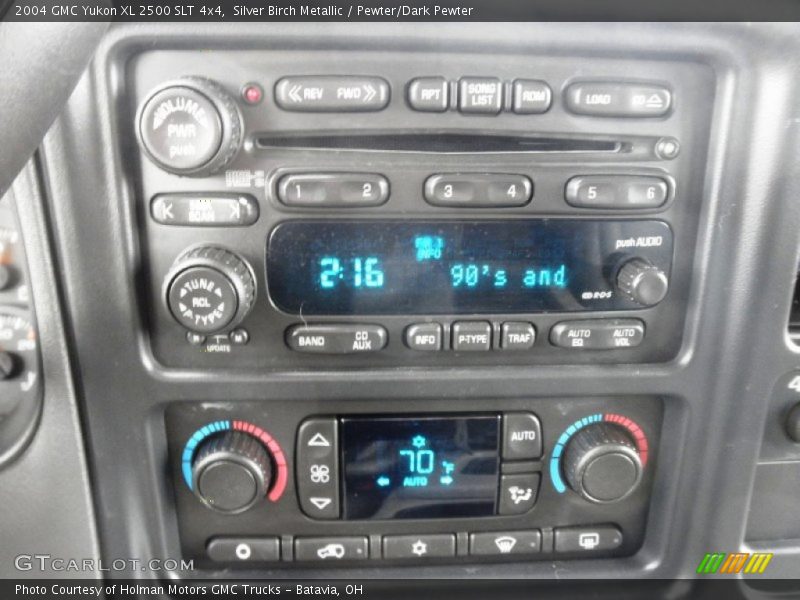 Silver Birch Metallic / Pewter/Dark Pewter 2004 GMC Yukon XL 2500 SLT 4x4