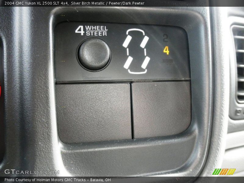 Silver Birch Metallic / Pewter/Dark Pewter 2004 GMC Yukon XL 2500 SLT 4x4