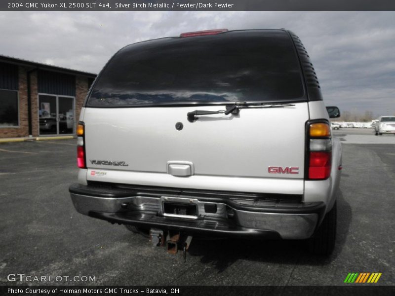 Silver Birch Metallic / Pewter/Dark Pewter 2004 GMC Yukon XL 2500 SLT 4x4