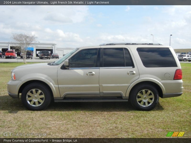 Light French Silk Metallic / Light Parchment 2004 Lincoln Navigator Ultimate